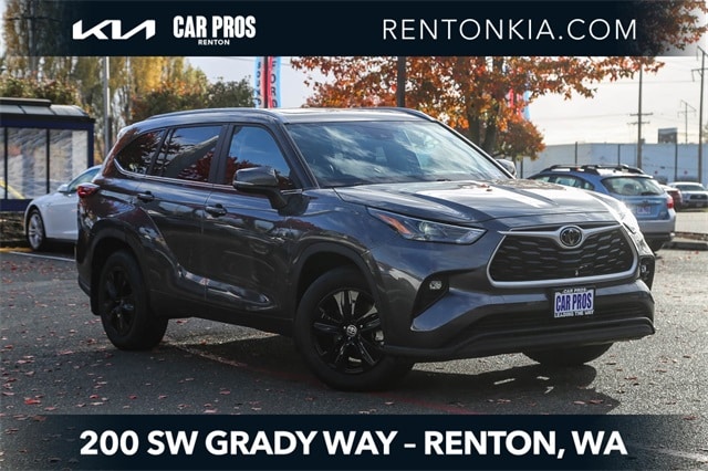 2023 Toyota Highlander XLE's photo