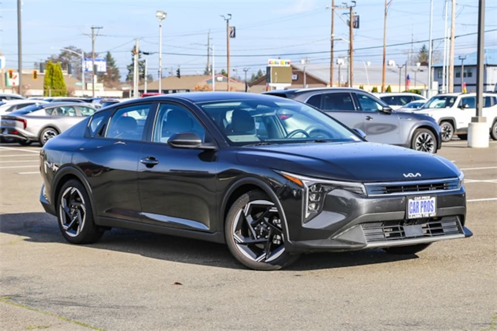 Certified 2025 Kia K4 EX Sedan