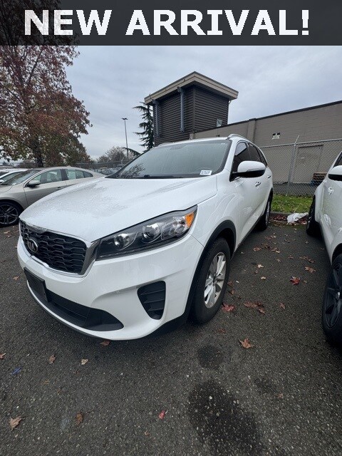 2019 Kia Sorento LX's photo