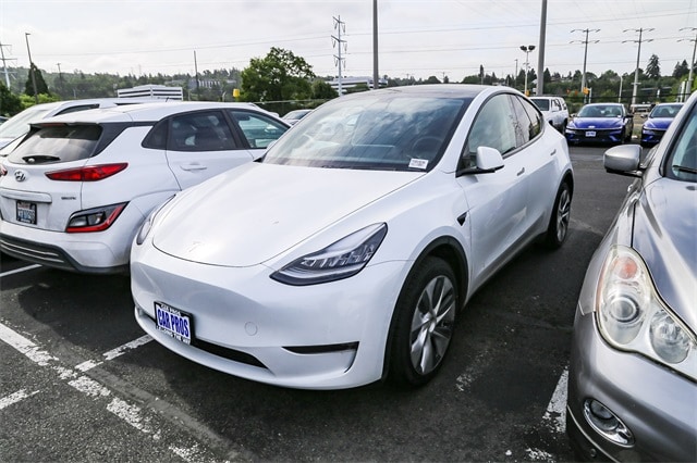 Used 2020 Tesla Model Y Long Range with VIN 5YJYGDEE1LF009158 for sale in Tacoma, WA