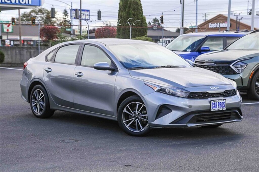 Used 2022 Kia Forte LXS Sedan