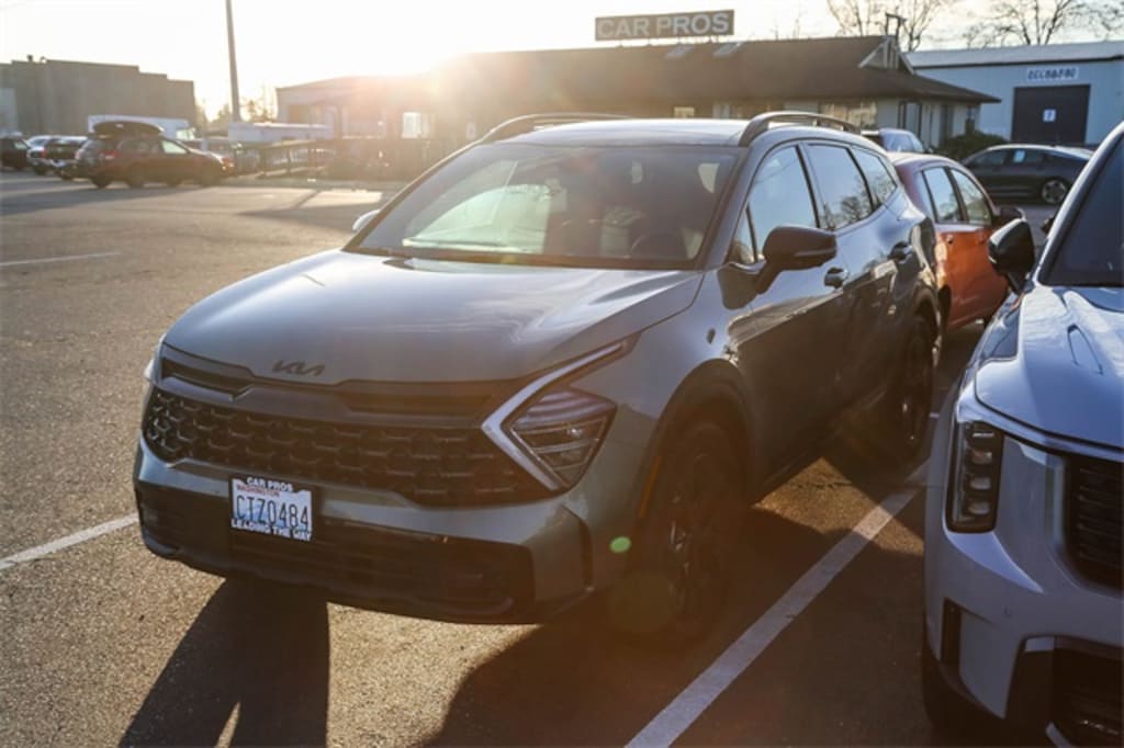 Certified 2025 Kia Sportage Plug-In Hybrid X-Line Prestige SUV