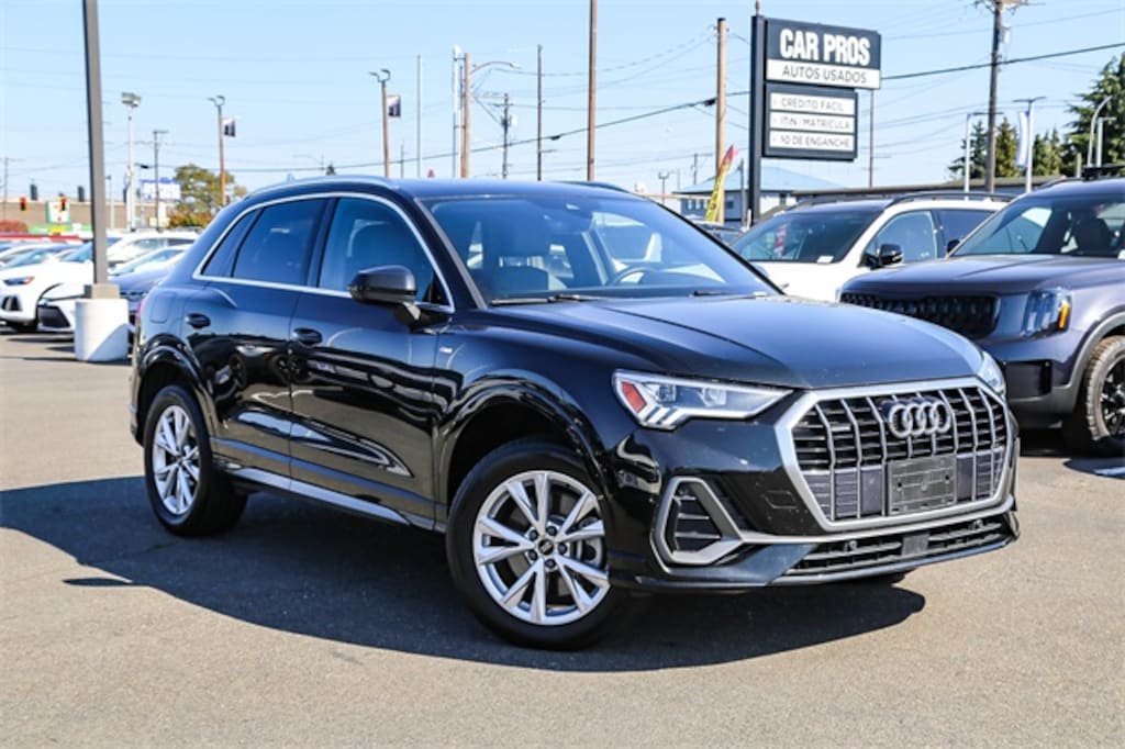 Used 2023 Audi Q3 Premium SUV