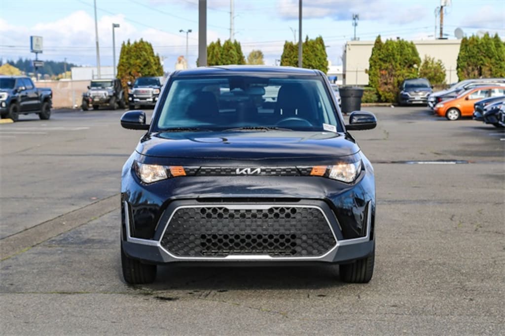 Certified 2023 Kia Soul LX Hatchback