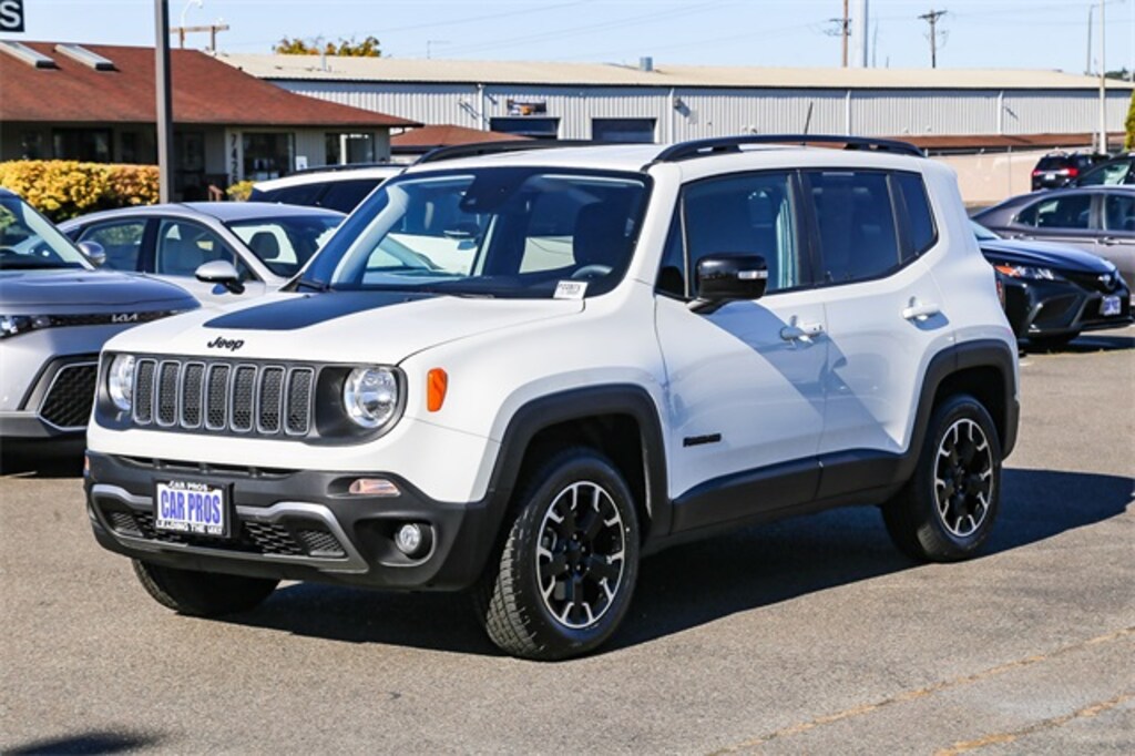 Used 2023 Jeep Renegade Altitude SUV