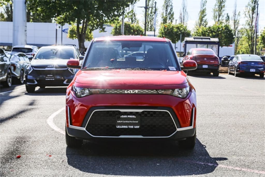 Certified 2023 Kia Soul LX Hatchback