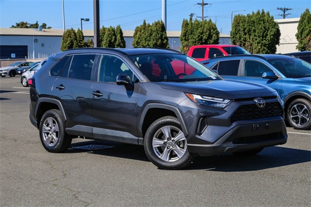 Used 2023 Toyota RAV4 XLE SUV