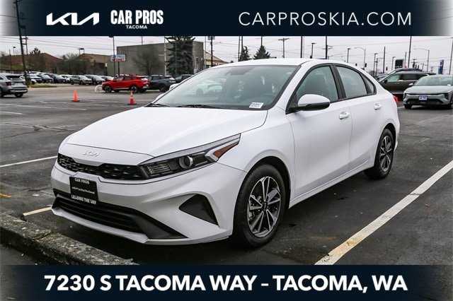 2023 Kia Forte LXS's photo