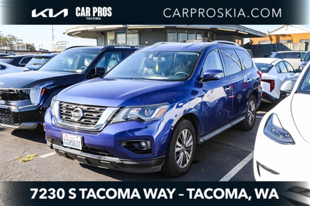 Used 2017 Nissan Pathfinder SV SUV