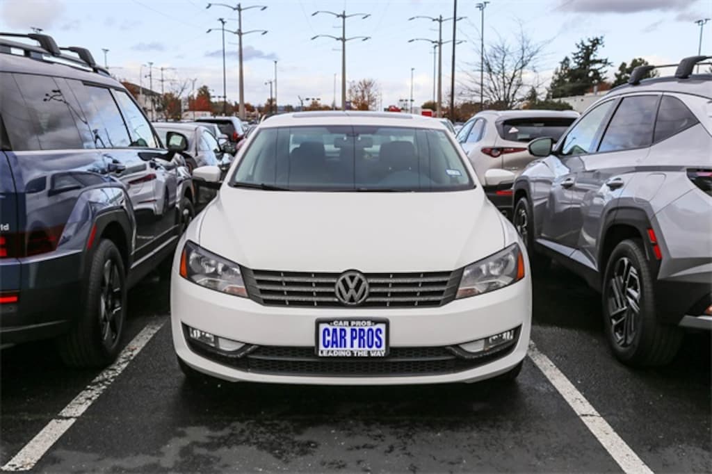 Used 2013 Volkswagen Passat V6 SEL Premium Sedan