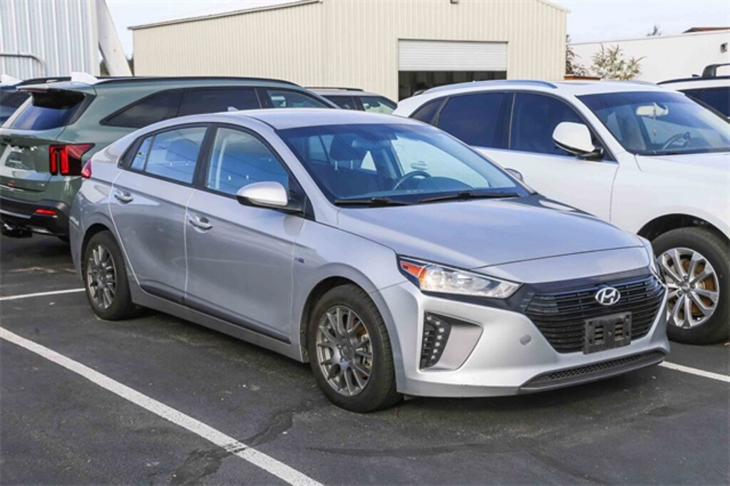 Used 2019 Hyundai IONIQ Plug-In Hybrid Base Hatchback