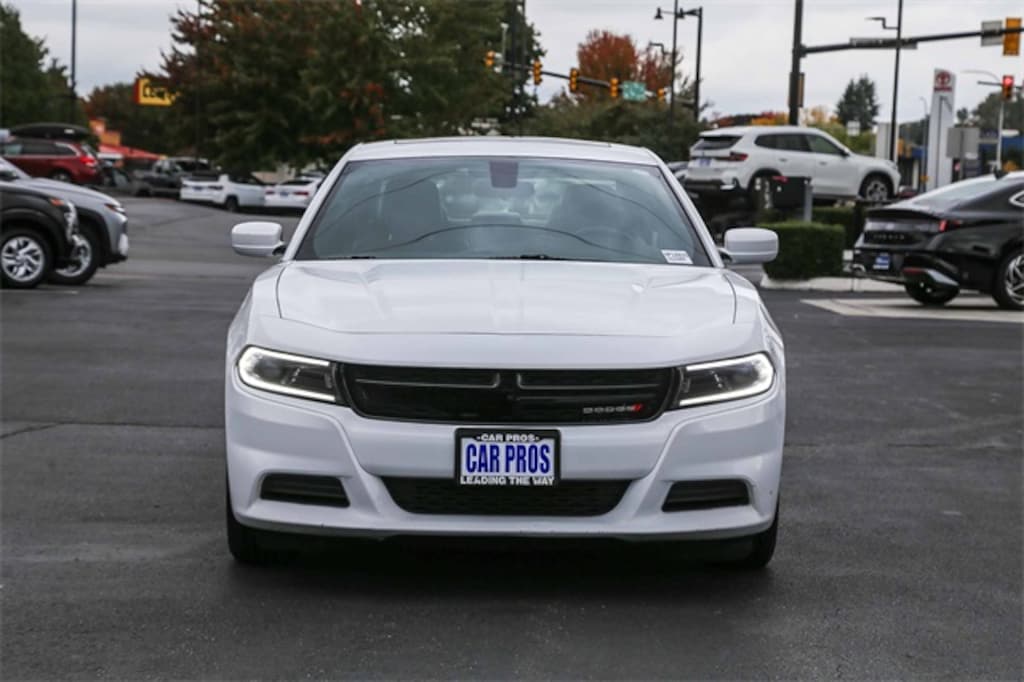 Used 2022 Dodge Charger SXT Sedan