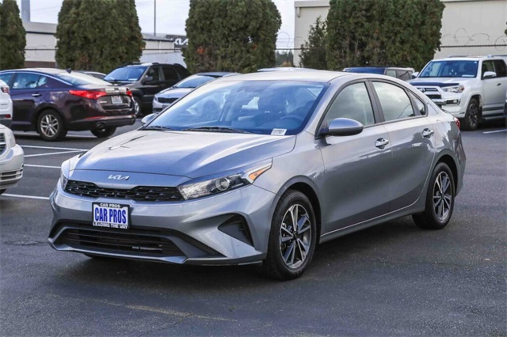 Used 2022 Kia Forte LXS Sedan