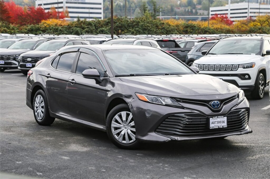 Used 2020 Toyota Camry Hybrid LE Sedan