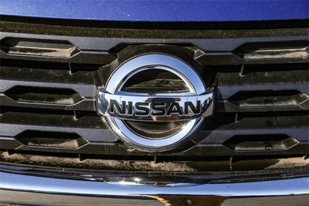 Used 2017 Nissan Pathfinder SV SUV