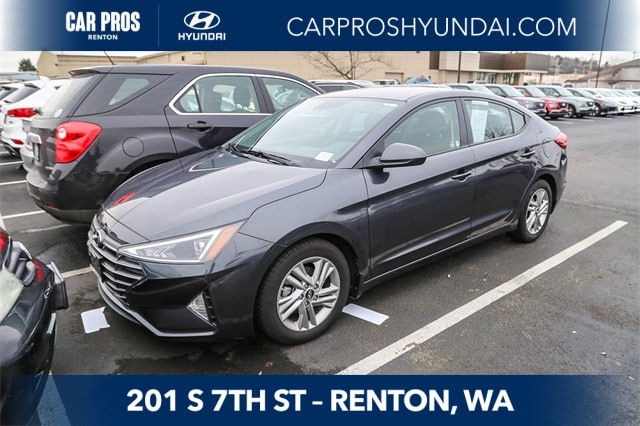 2020 Hyundai Elantra SEL's photo