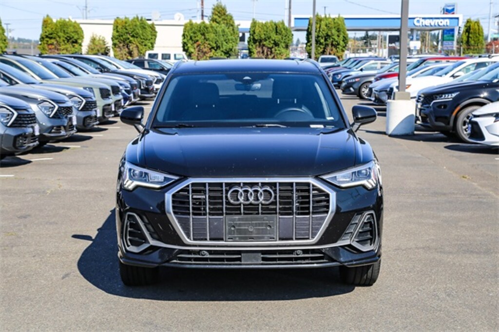 Used 2023 Audi Q3 Premium SUV
