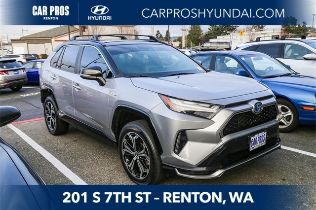 2022 Toyota RAV4 XSE's photo