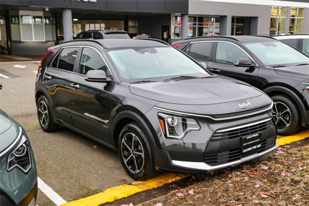 Used 2023 Kia Niro Plug-In Hybrid EX SUV