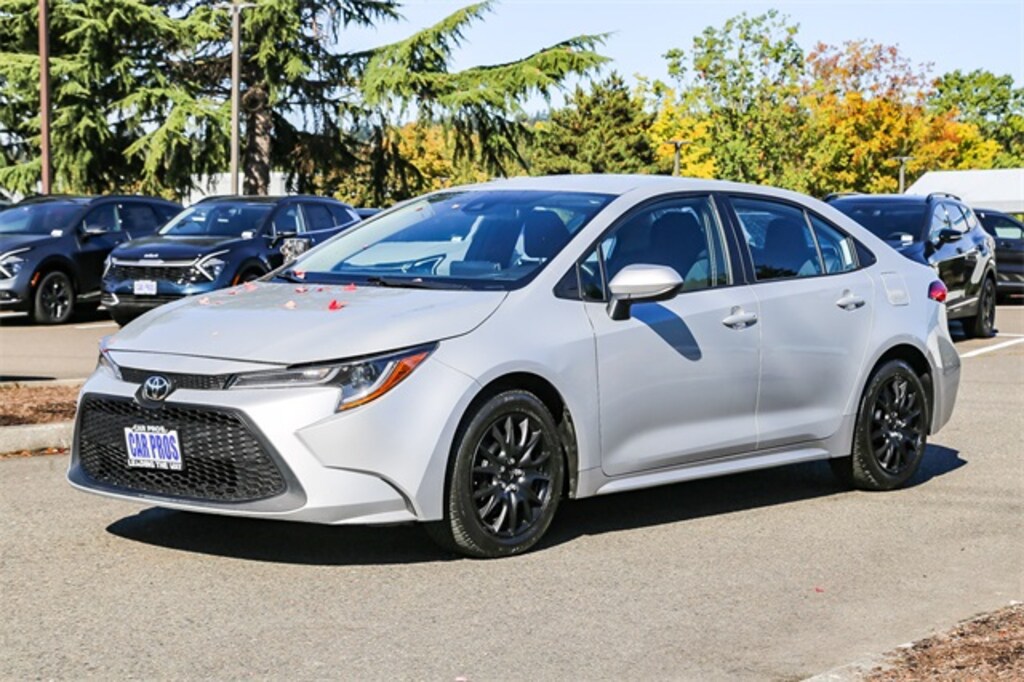 Used 2021 Toyota Corolla LE Sedan