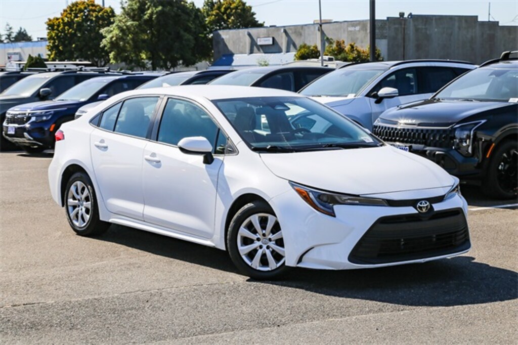 Used 2023 Toyota Corolla LE Sedan
