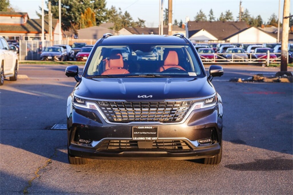 Certified 2024 Kia Carnival SX Minivan/Van