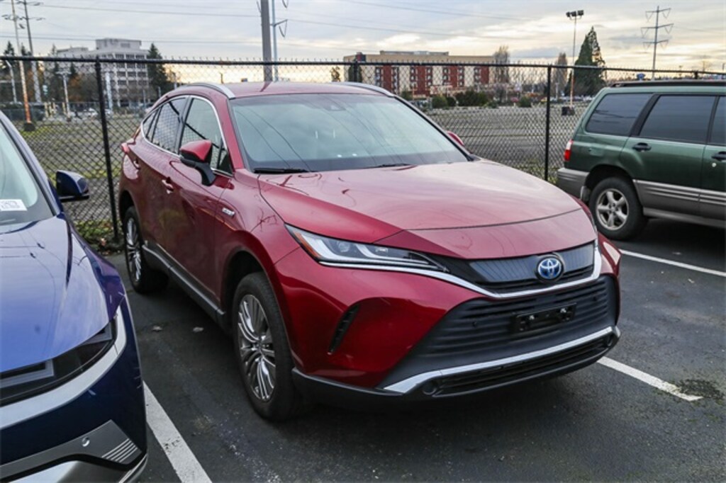 Used 2021 Toyota Venza XLE SUV