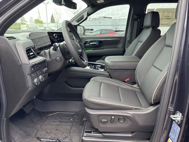 2026 Chevrolet Suburban Premier - Photo 30