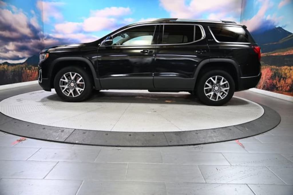 Used 2023 GMC Acadia SLT SUV