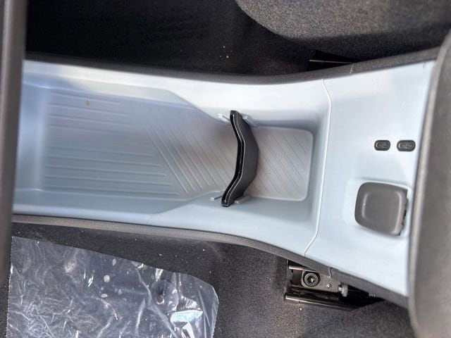 2027 Chevrolet Bolt LT - Photo 18