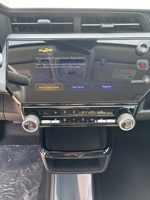 2027 Chevrolet Bolt LT - Photo 16