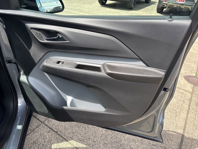 2027 Chevrolet Bolt LT - Photo 37