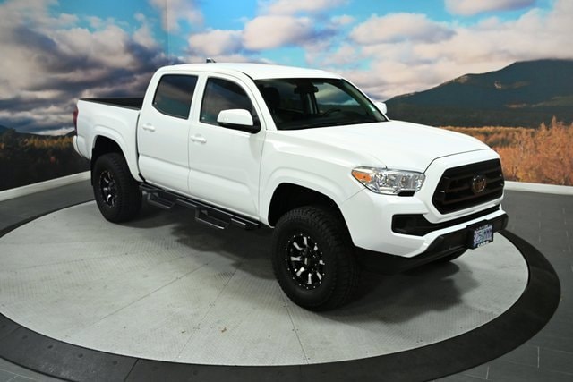 Used 2022 Toyota Tacoma SR with VIN 3TMCZ5AN0NM532640 for sale in Beaverton, OR