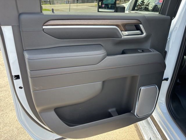 2026 Chevrolet Silverado 3500HD High Country - Photo 34