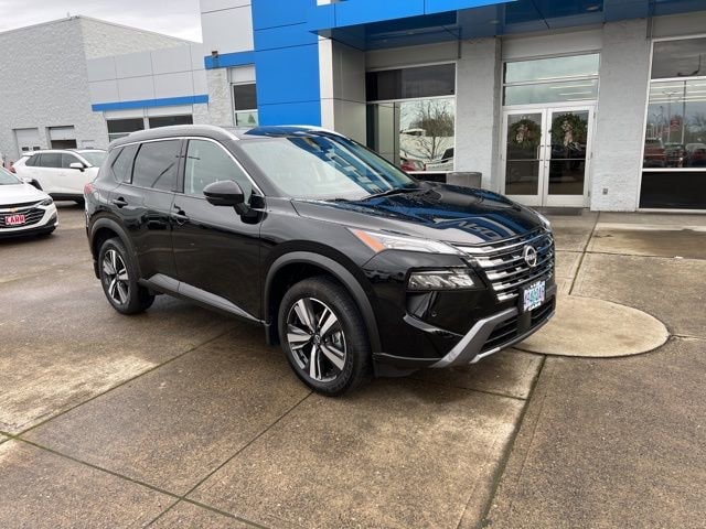 2024 Nissan Rogue SL's photo