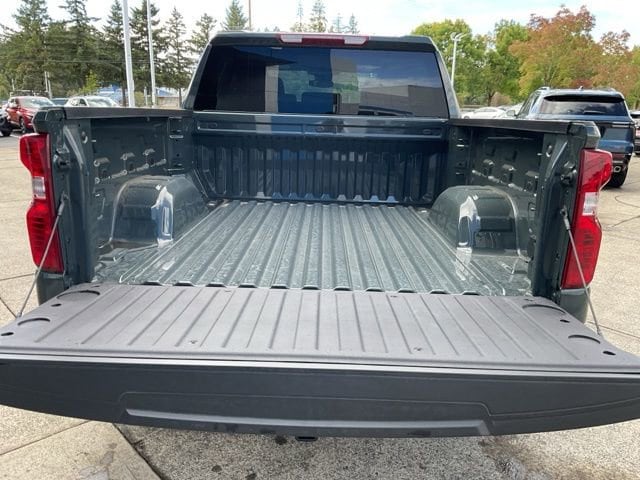 2025 Chevrolet Silverado 1500 LT - Photo 8