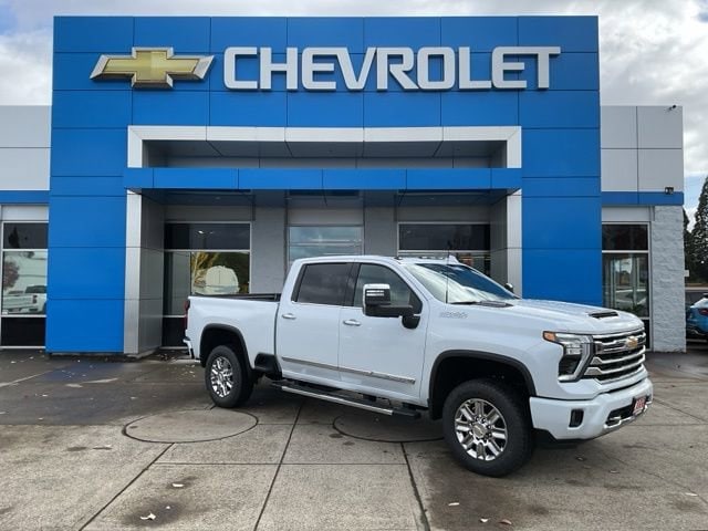 2026 Chevrolet Silverado 3500HD High Country's photo