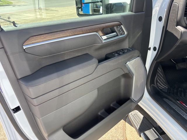2026 Chevrolet Silverado 3500 HD High Country - Photo 33