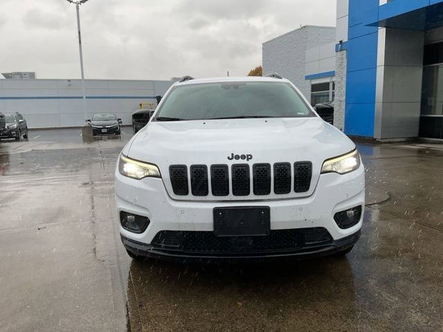 2023 Jeep Cherokee Altitude Lux photo 2