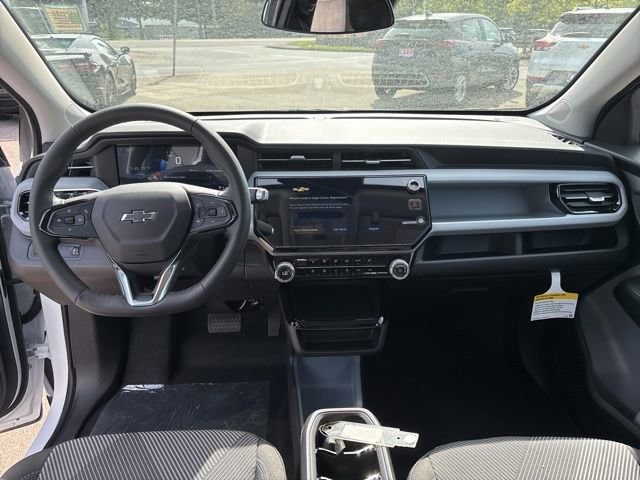 2027 Chevrolet Bolt LT - Photo 14