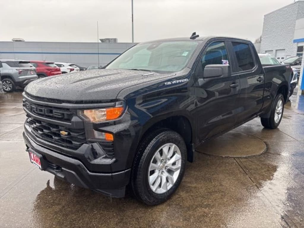 New 2026 Chevrolet Silverado 1500 Custom Truck