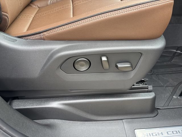 2026 Chevrolet Suburban High Country - Photo 49