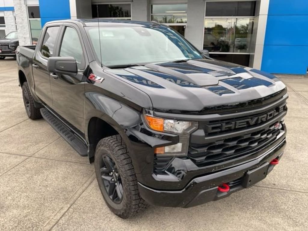 Used 2024 Chevrolet Silverado 1500 Custom Trail Boss Truck Crew Cab