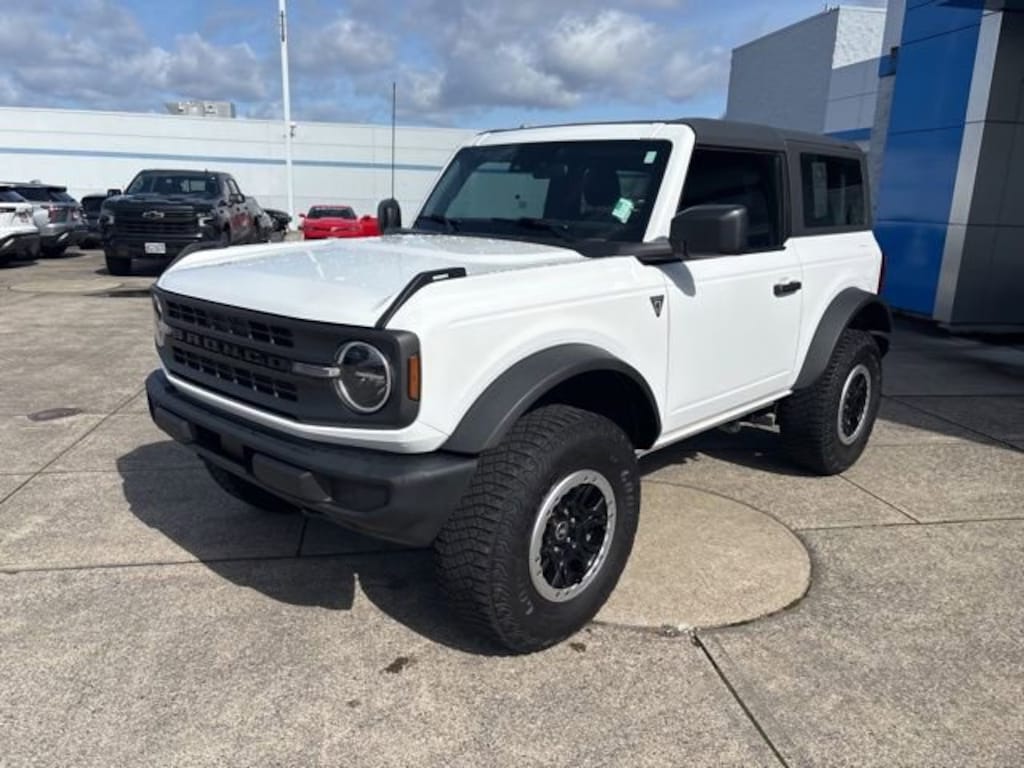 Used 2023 Ford Bronco Base SUV
