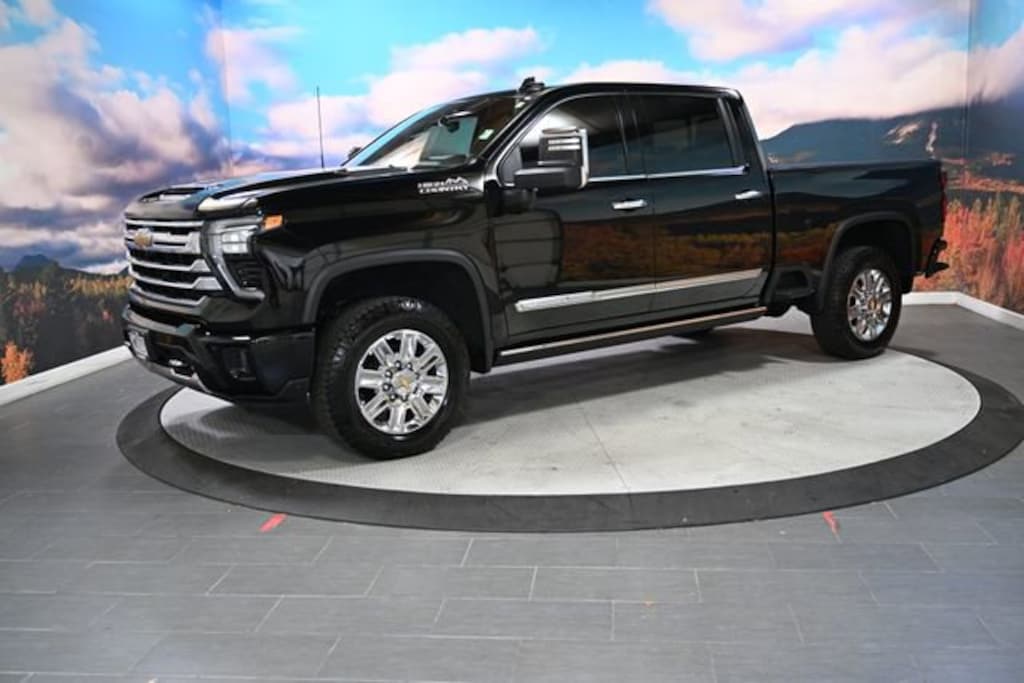 Used 2024 Chevrolet Silverado 2500 HD High Country Truck Crew Cab
