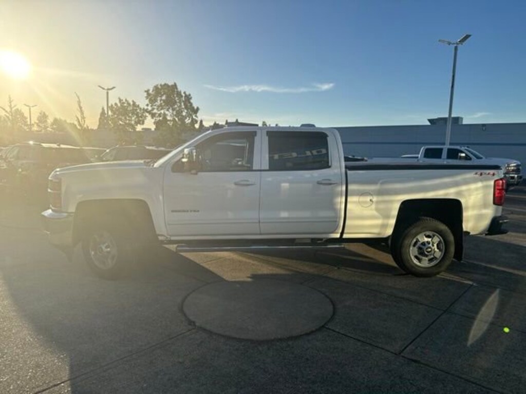 Used 2015 Chevrolet Silverado 2500 HD LT Truck Crew Cab