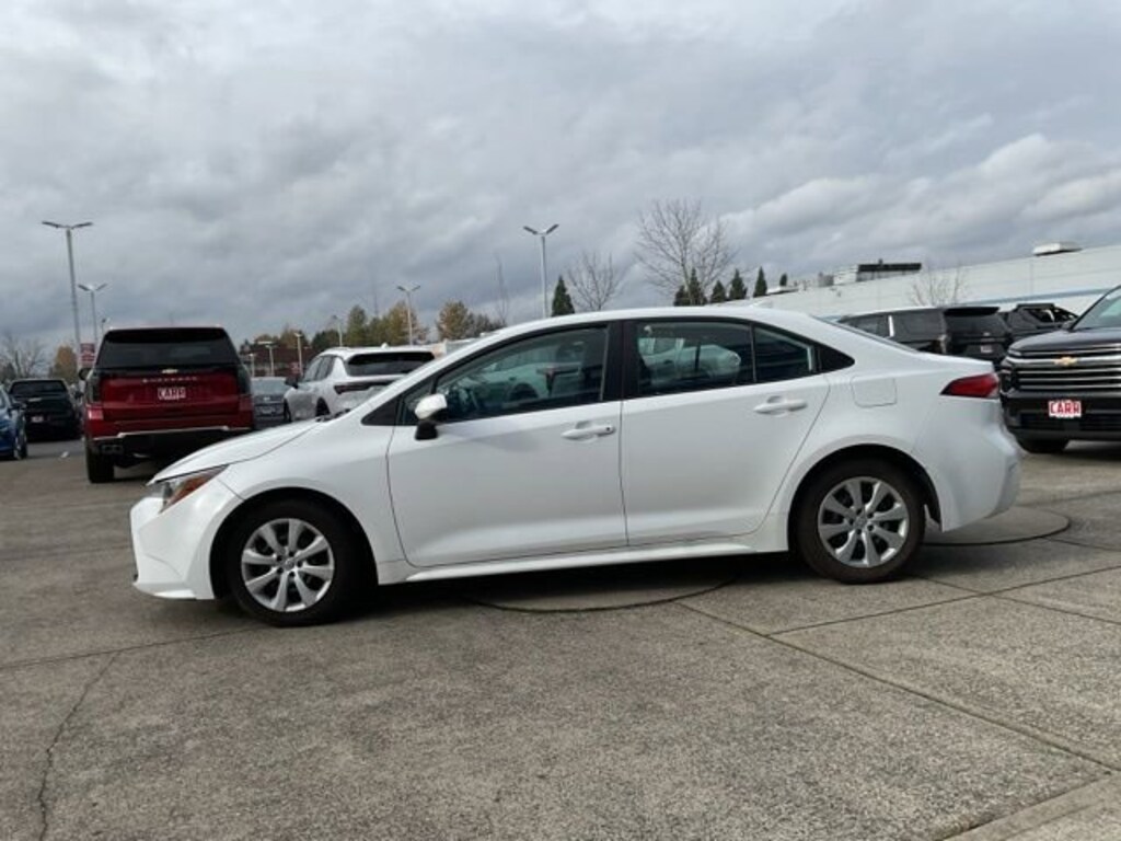 Used 2023 Toyota Corolla LE Sedan