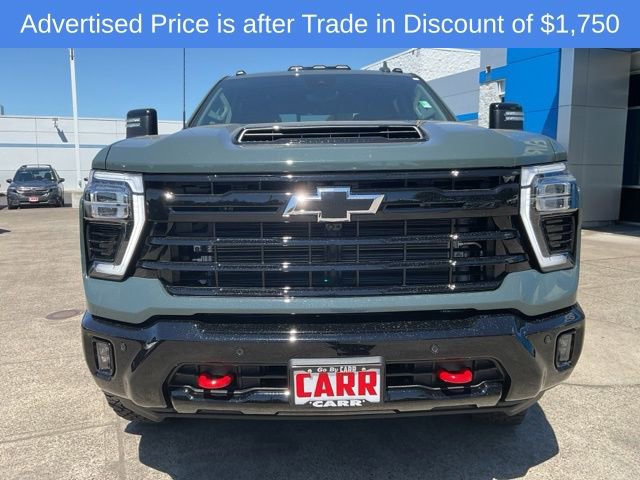 2025 Chevrolet Silverado 3500HD LTZ photo 2