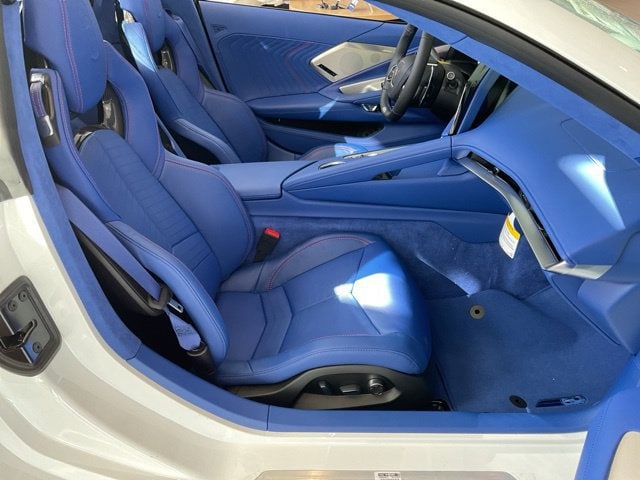 2027 Chevrolet Corvette 3LT - Photo 25