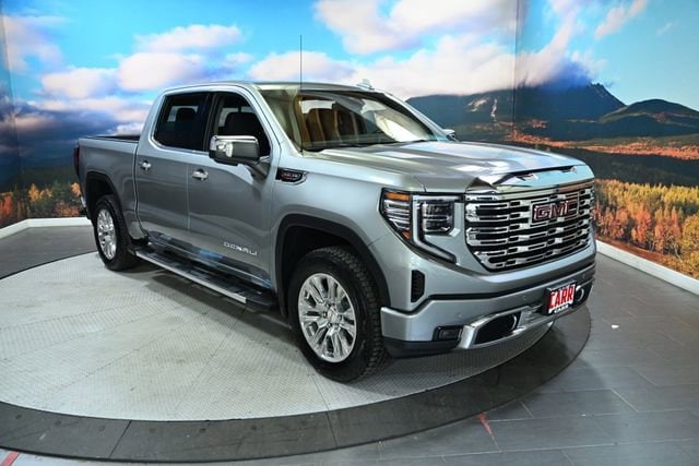 2025 GMC Sierra 4WD Crew Cab Short Box Denali's photo